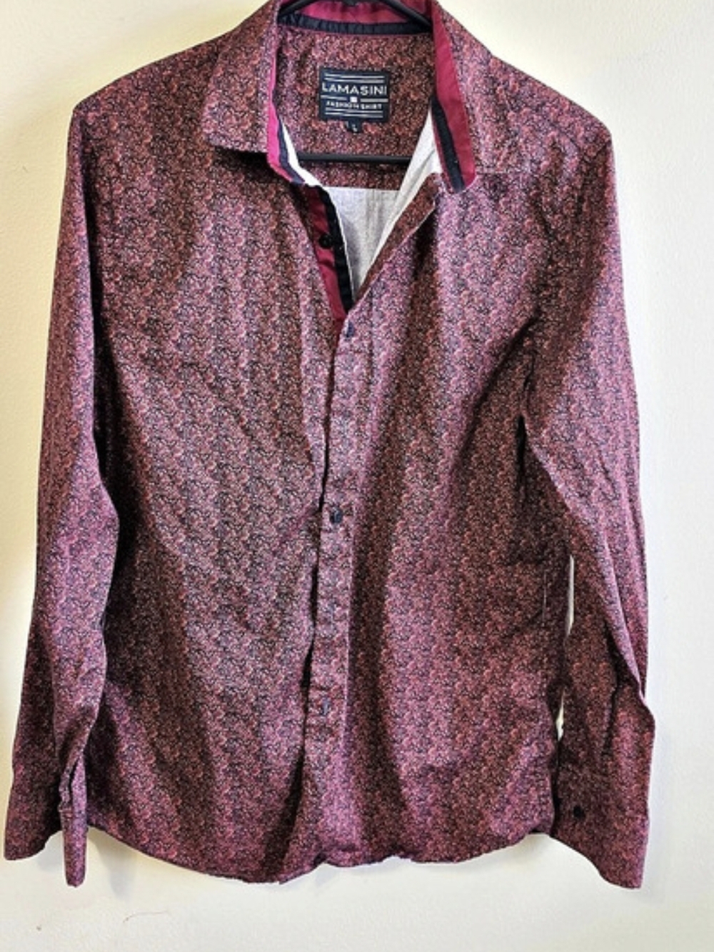 Lavish Men's Abstract Button Down Shirt in Red & Black Like New